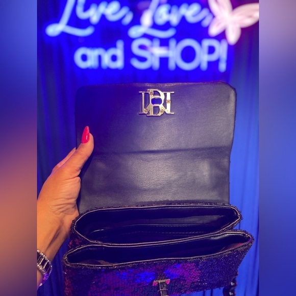 BADGLEY MISCHKA Black Sequence and Partial Beaded Crossbody/Shoulder Strap Bag - Picture 9 of 13